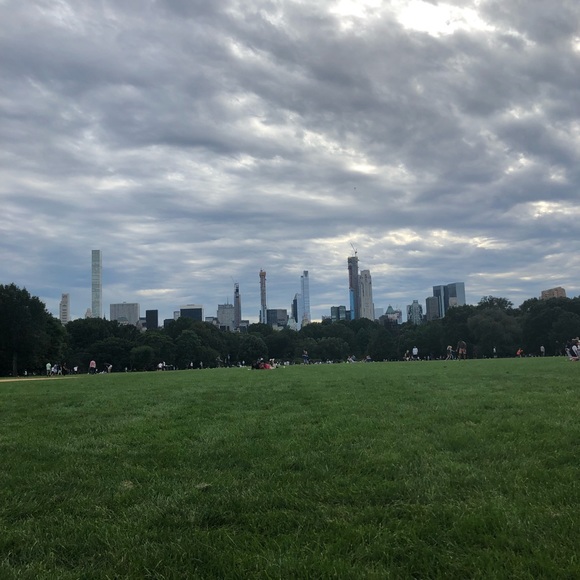 Meet your Posher, Jillian - Picture 1 of 1